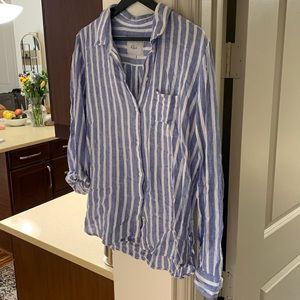 Rails charli top size large
